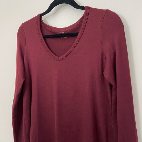 AE American Eagle V-Neck Sweater Long Sleeve Shirt Red Small - Picture 5 of 8
